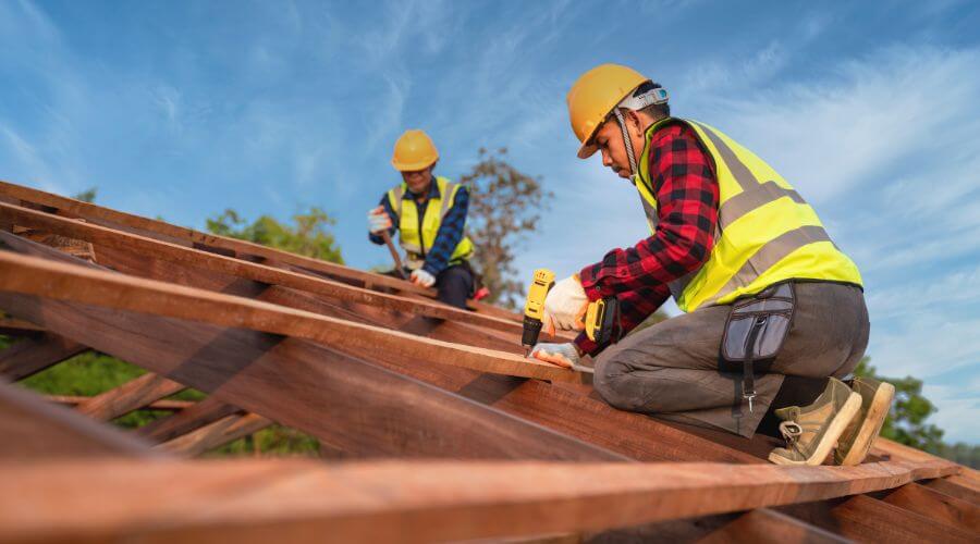 Professional Flat Roofing Installation services in Avon, MS